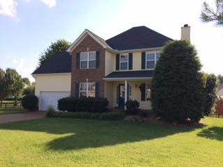 Beautiful 3 bd/2.5Ba home in cul-de-sac close to the swimming pool and playground