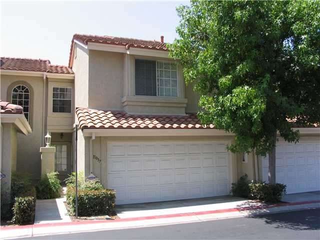 Desirable La Cresta townhouse with attached 2 car 