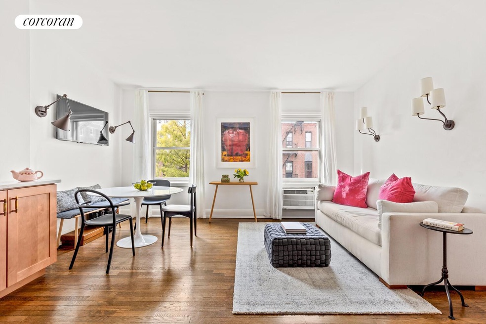 Pending $695,000 • Co-Listing Agent
