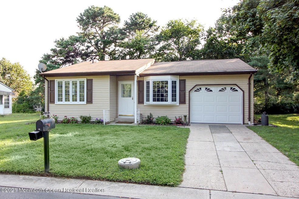 18 Brentwood St unit 73, Whiting, NJ 08759 - photo 1