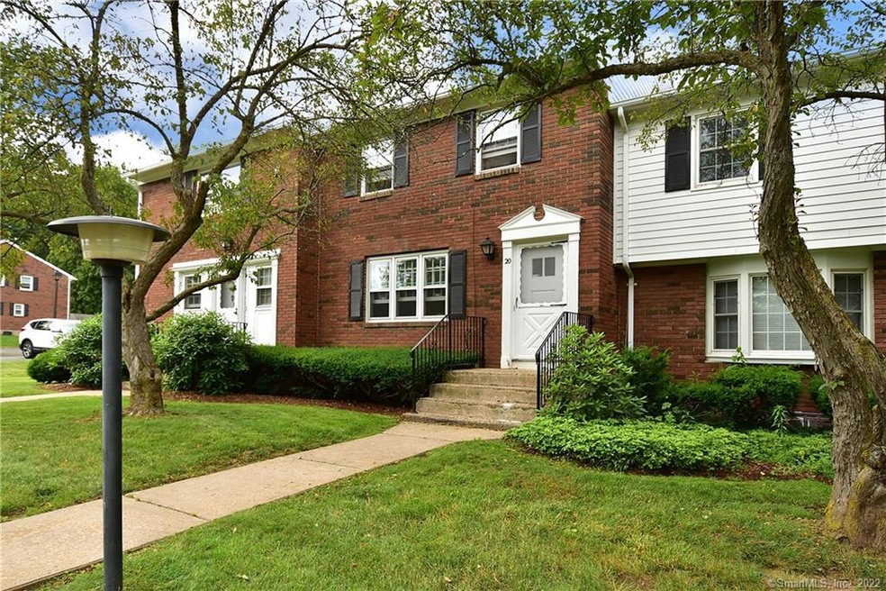20 Brandywine Ln unit 20, Suffield, CT 06078 - photo 1