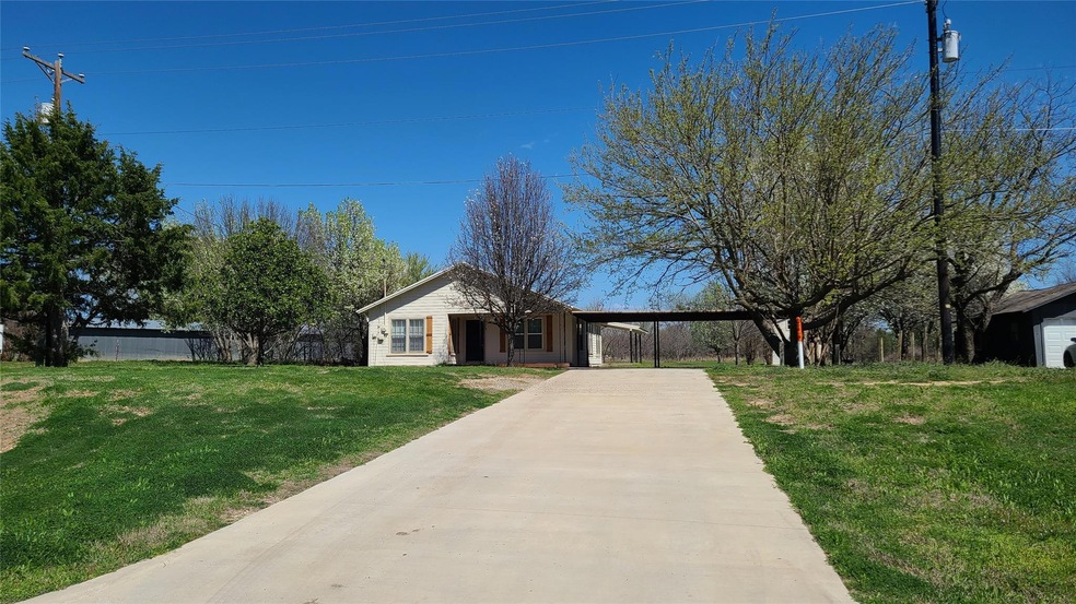 309 Center Point Rd, Weatherford, TX 76087 - photo 1