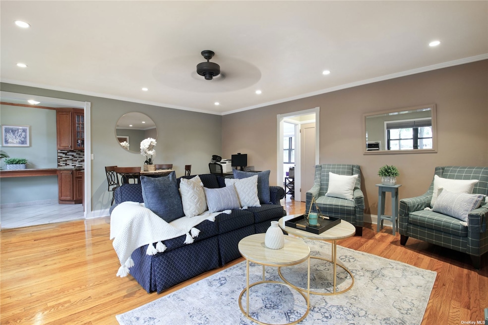 5861 246th Crescent unit C7, Little Neck, NY 11362 - photo 1