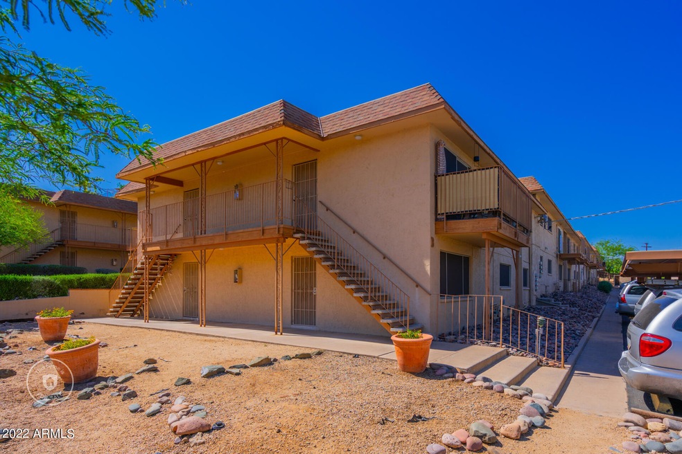 1130 E Butler Dr unit B3, Phoenix, AZ 85020 - photo 1