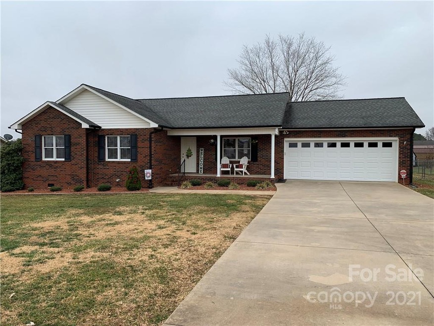 145 Elk Dr, Statesville, NC 28625 - photo 1