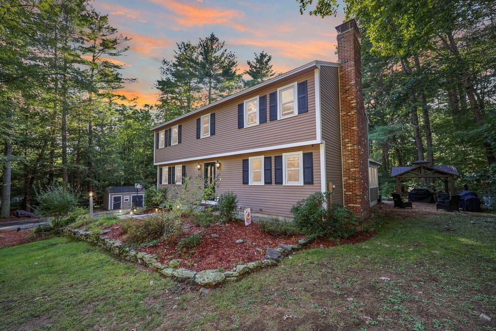 8 Jefferson Dr, Merrimack, NH 03054 - photo 1