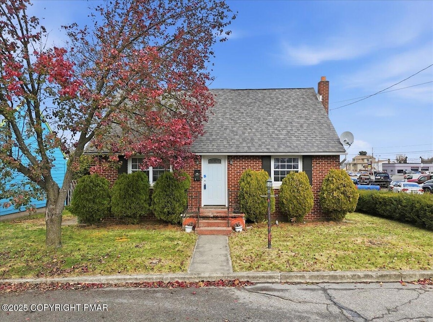 9 Park St, West Hazleton, PA 18202 - photo 1