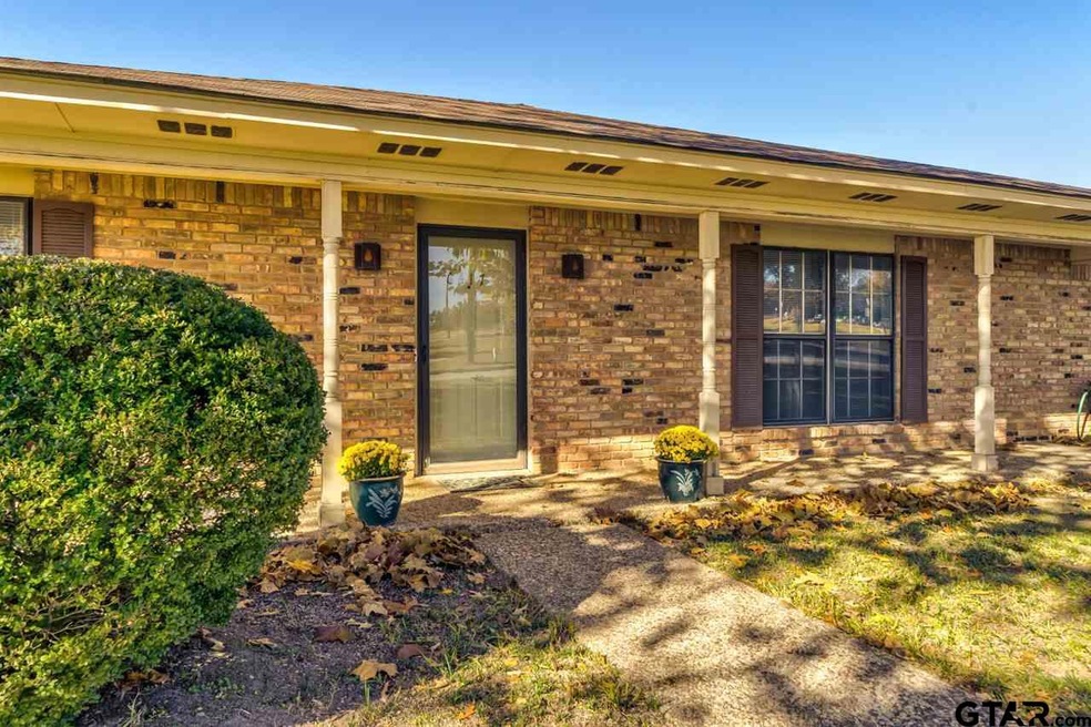 6417 Circle Dr, Tyler, TX 75703 - photo 1