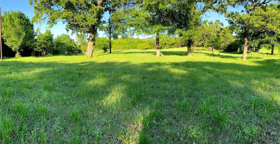 709 S Briaroaks Rd, Burleson, TX 76028 MLS 20393431