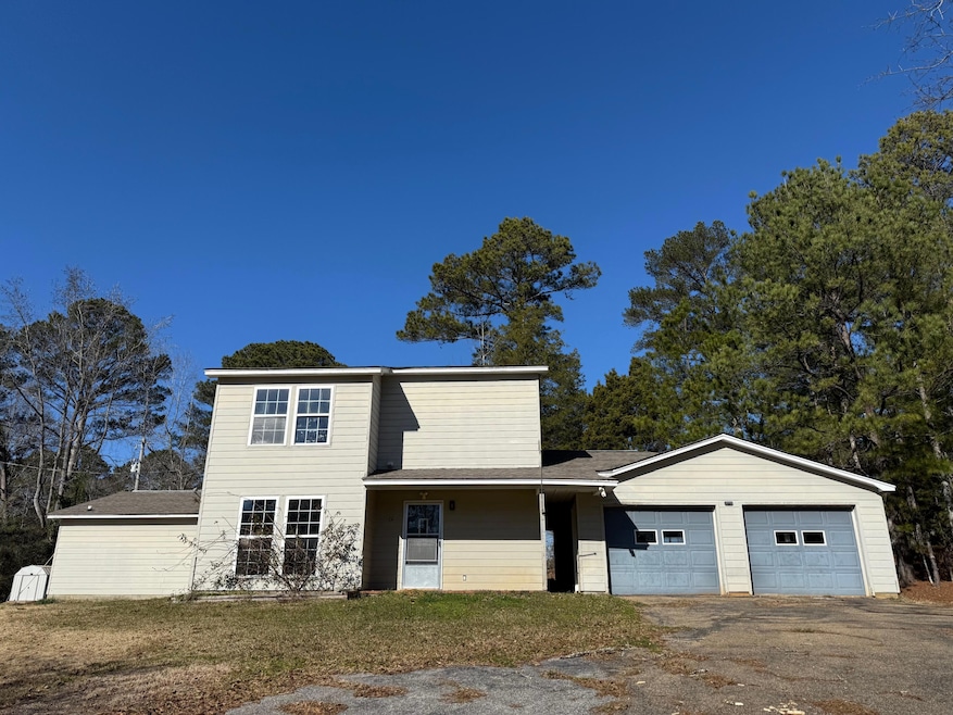 151 N Gambrell St (1)