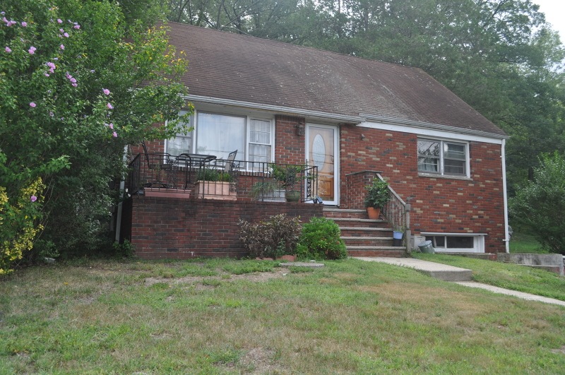 482 Skyline Lake Dr, Ringwood, NJ 07456 - photo 1