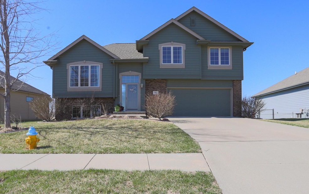 5112 Crogans Way