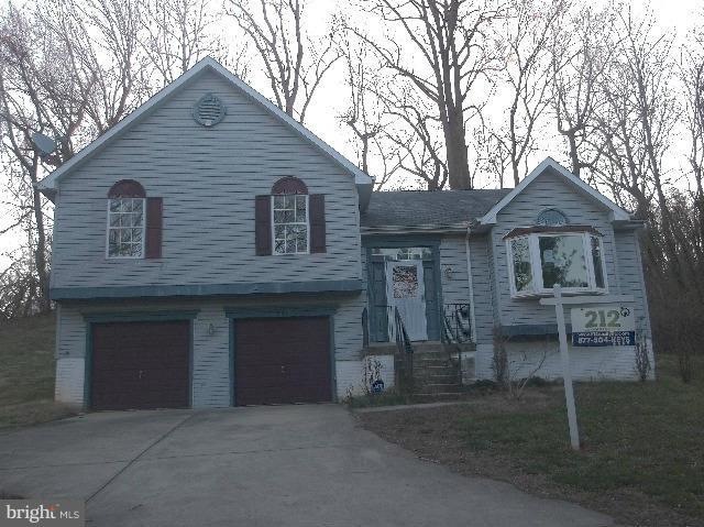 7211 Willow Hill Dr, Capitol Heights, MD 20743 - photo 1