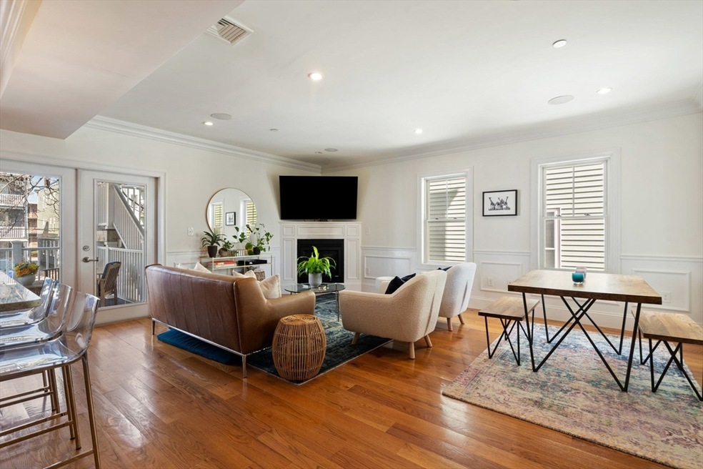 808 E 5th St unit 2, Boston, MA 02127 - photo 1