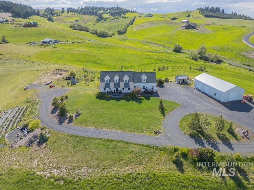 For Sale $1,390,000 • Co-Listing Agent