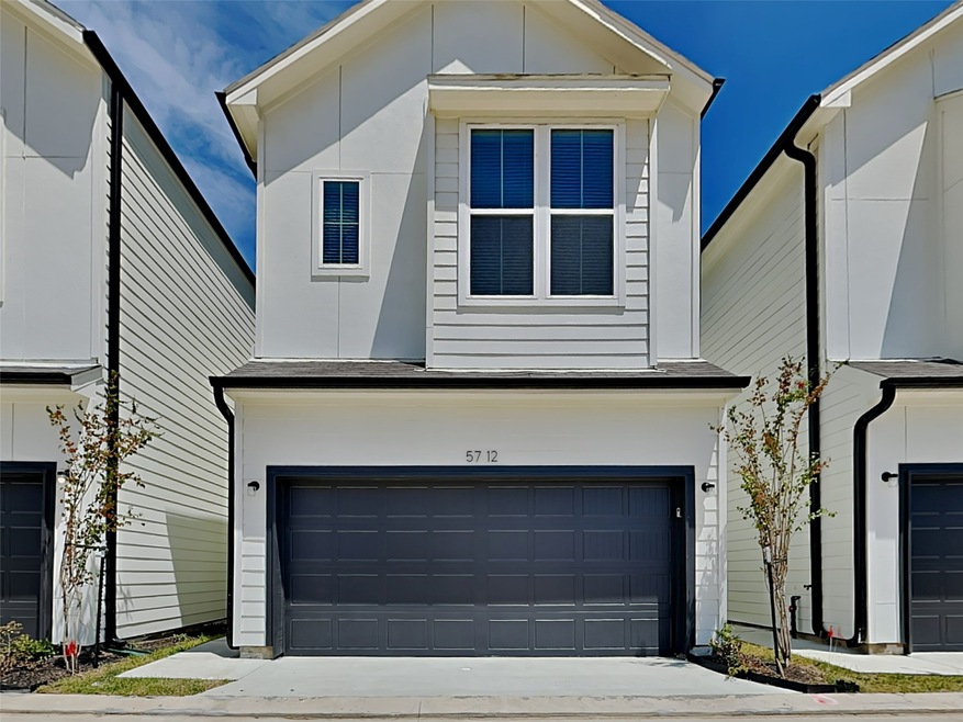 5712 Paul Quinn St, Houston, TX 77091 - photo 1