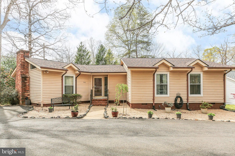 740 Lakeview Pkwy, Locust Grove, VA 22508 - photo 1