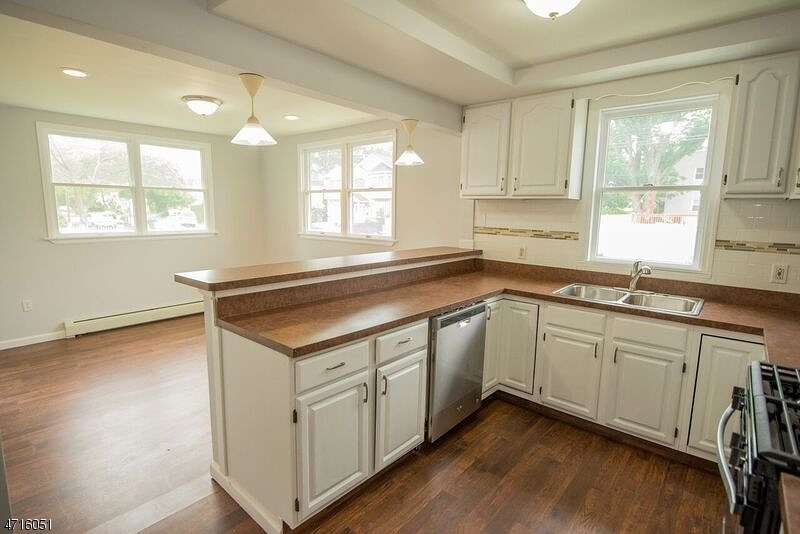 819 Carnegie St, Linden, NJ 07036 - photo 1