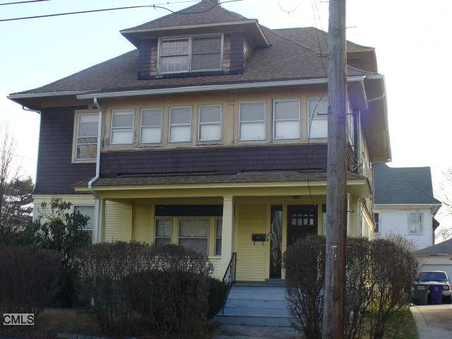 137 Elmwood Ave unit 1, Bridgeport, CT 06605 - photo 1