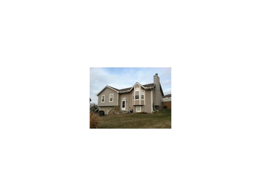 Welcome to 5623 N Richmond Avenue