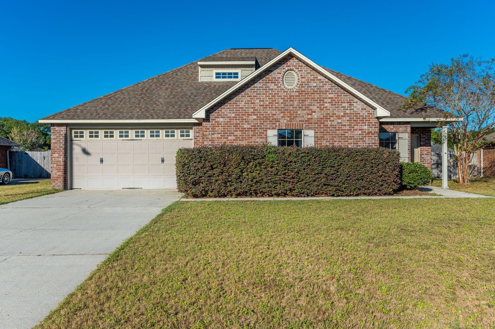 1-web-or-mls-5232 Moore Loop Exterior-1