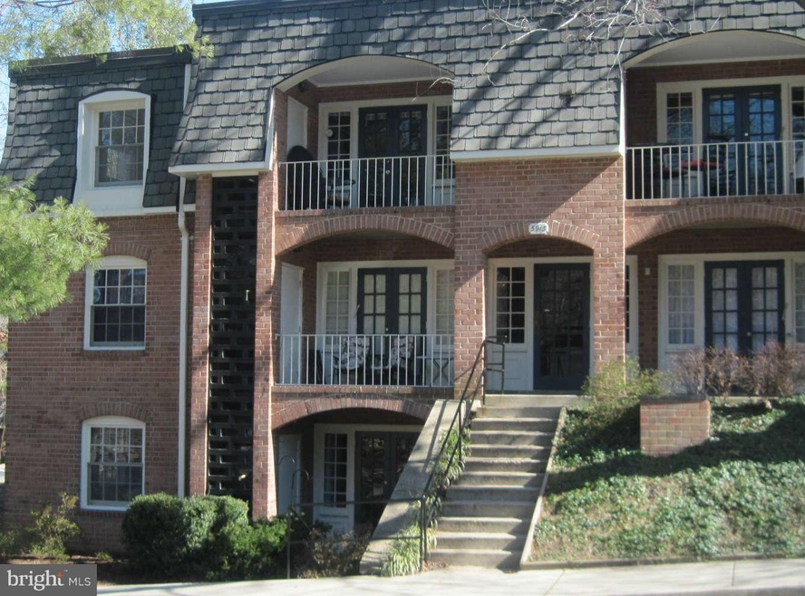 5913I Prince James Dr unit 37, West Springfield, VA 22152 - photo 1