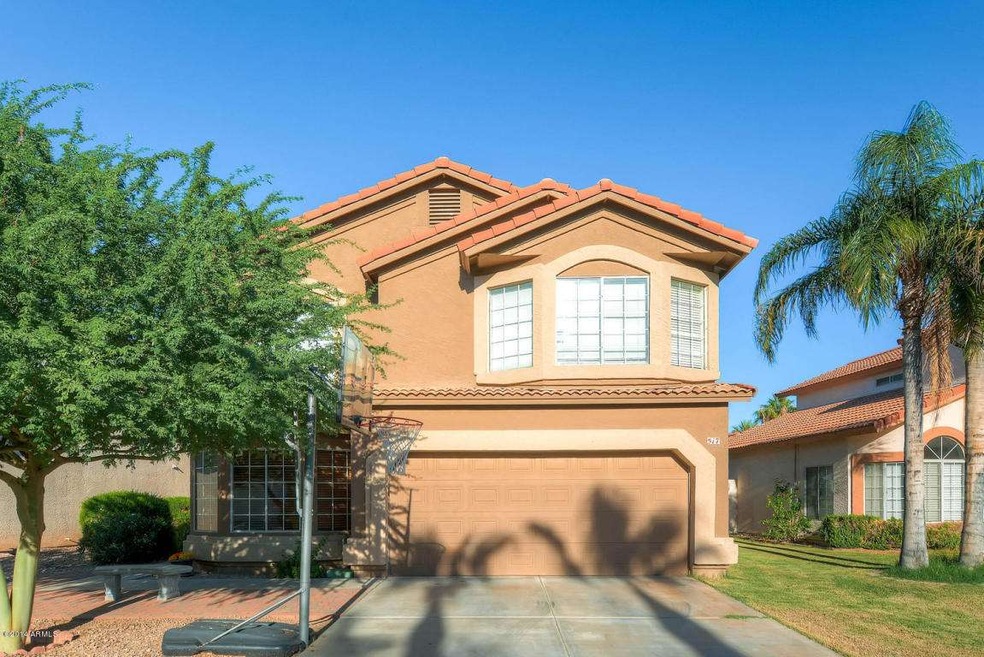 517 N Cobblestone St Gilbert-large-001-E