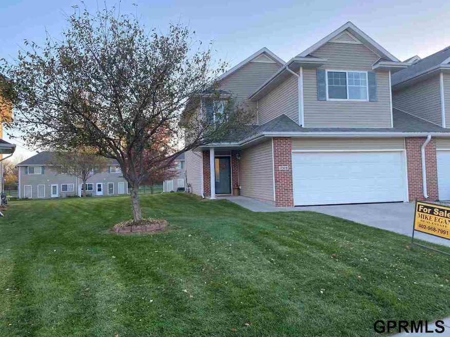 17509 Franklin Plaza, Omaha, NE 68118 - photo 1