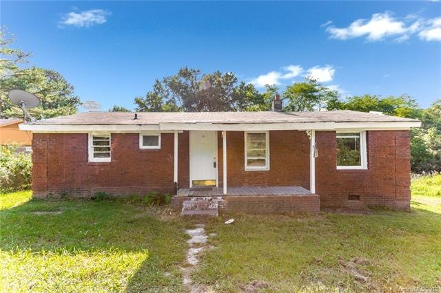 915 N Austin St, Wingate, NC 28174 - photo 1