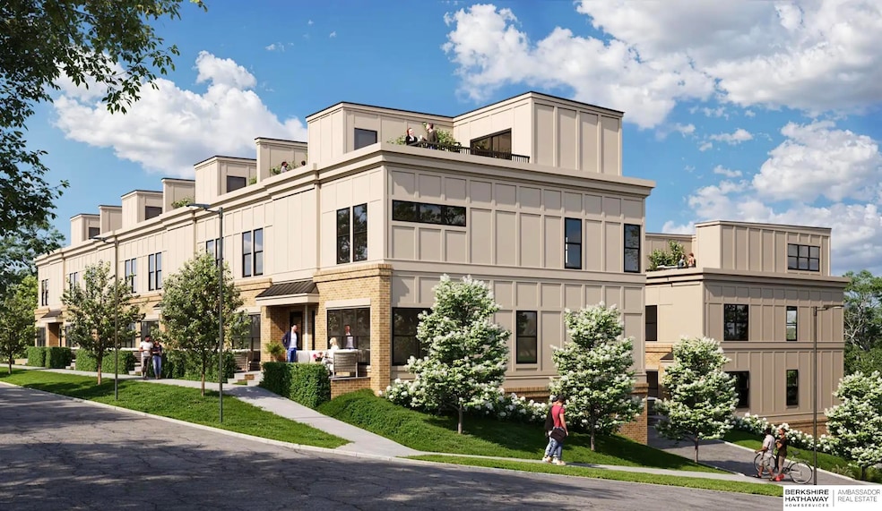 1018 S 33rd St, Omaha, NE 68105 - photo 1