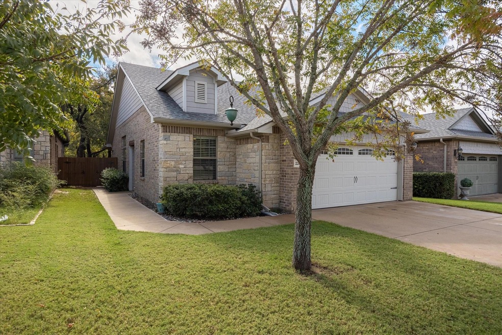 2208 Cobblestone Ct, Granbury, TX 76049 - photo 1
