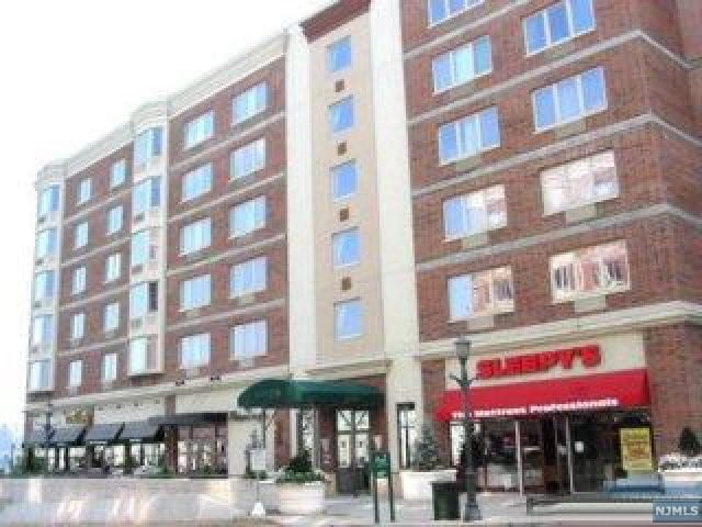 Sold $399,000 • Co-Listing Agent