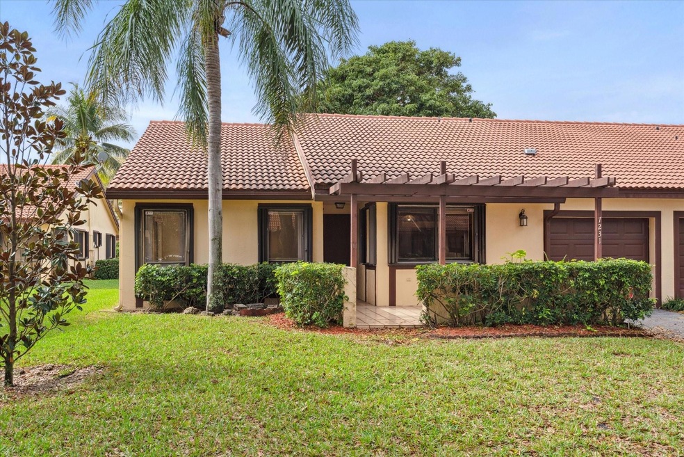7231 Solandra Ln, Tamarac, FL 33321 - photo 1