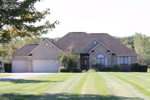 11177 Potter Rd, Flushing, MI 48433 - photo 1