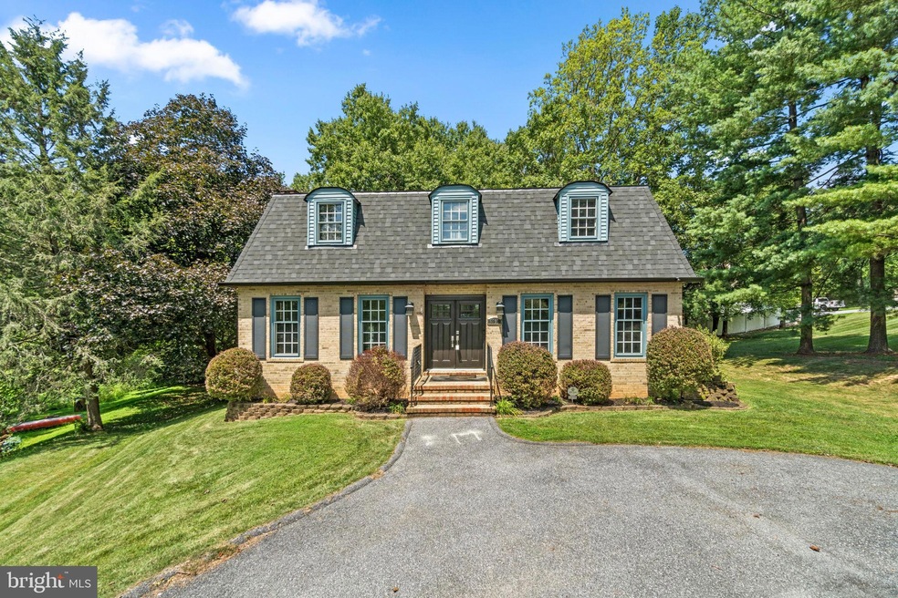 5910 Snowdens Run Rd, Sykesville, MD 21784 - photo 1