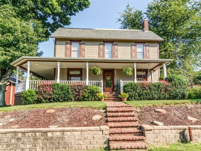 105 Old Little Creek Rd with Wrap Around Porch!