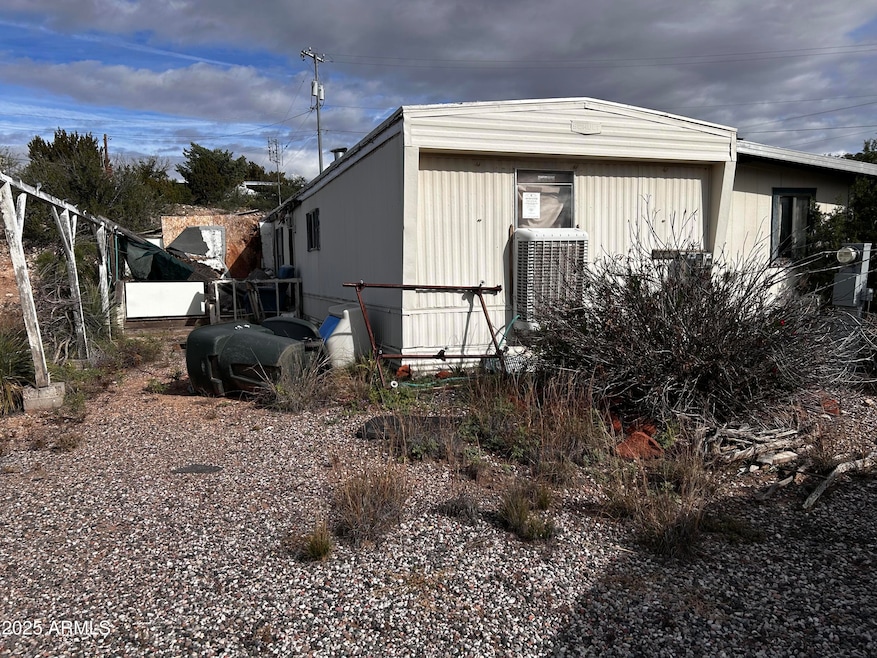 4795 Top O the Morning Dr unit 182, Lake Montezuma, AZ 86335 - photo 1