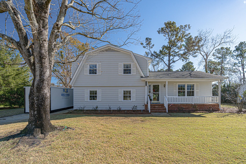 405 N Colony Circle-1