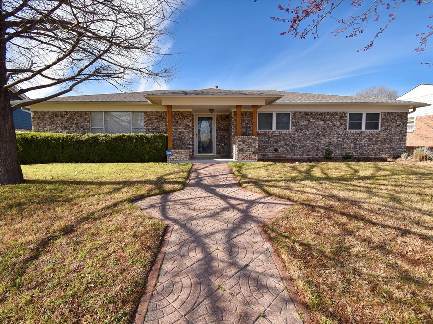 911 Starlight Dr, Sherman, TX 75090 - photo 1