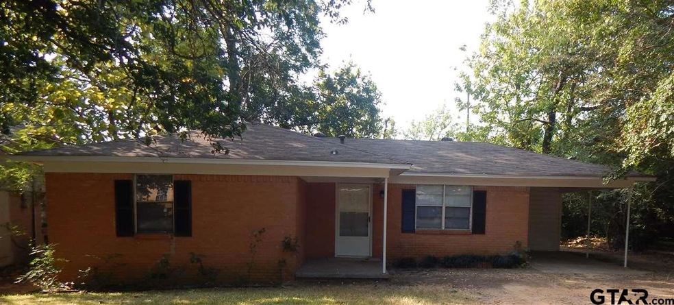 2423 Plume Dr, Tyler, TX 75703 - photo 1