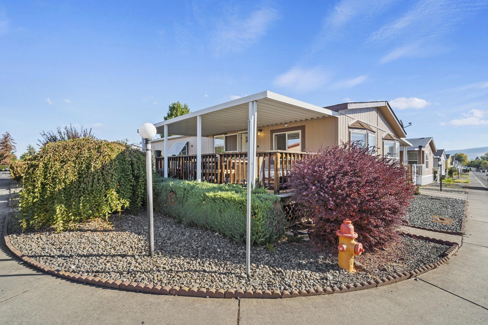 1_1570 s. peach steet, 90 - 01