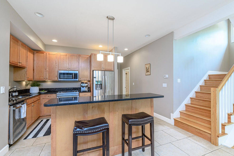 2 E Clarkson Rd unit B, Columbia, MO 65203 - photo 1