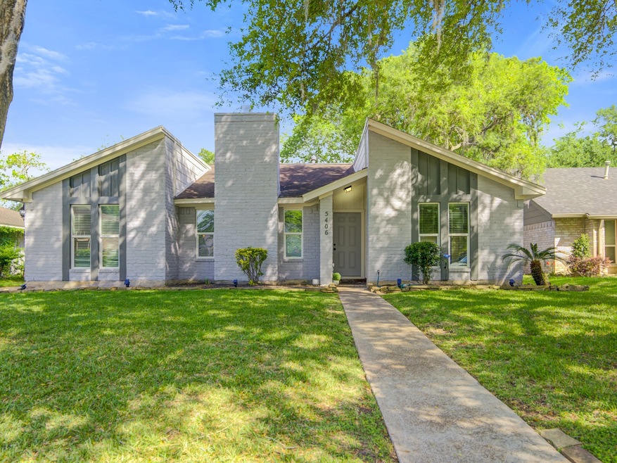 5406 Abercreek Ave, Friendswood, TX 77546 - photo 1