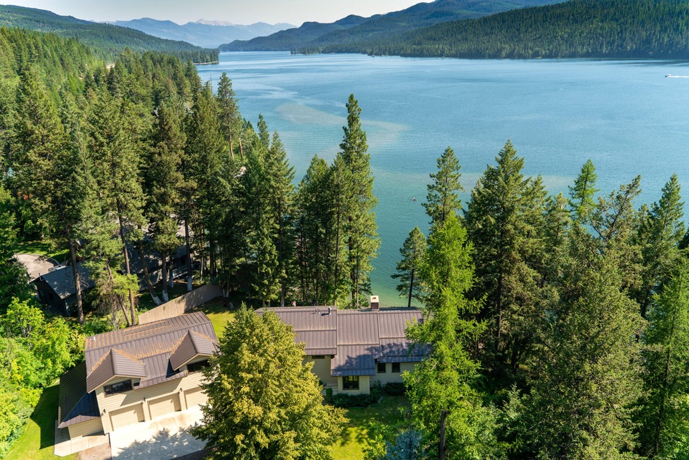 Amazing Swan Lake Home