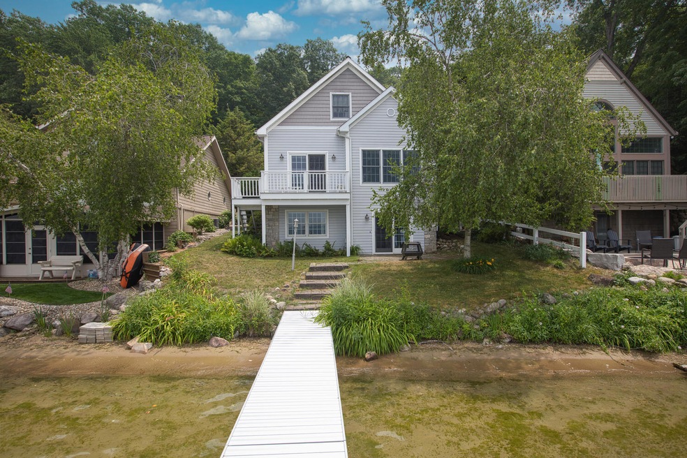 63646 Birch Rd Vandalia MI-large-001-014