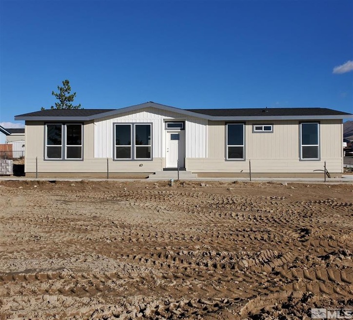 3447 Crown Royal Cir, Winnemucca, NV 89445 - photo 1