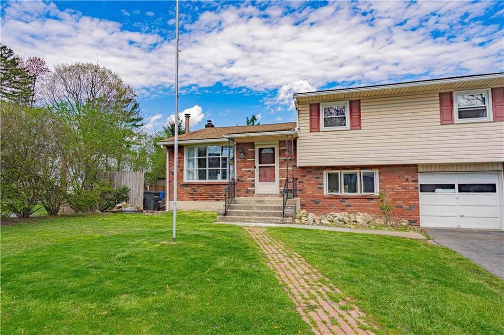 2909 W Washington St, Allentown, PA 18104 - photo 1