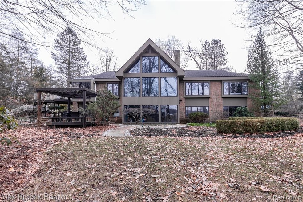 4834 CHIPPING GLEN