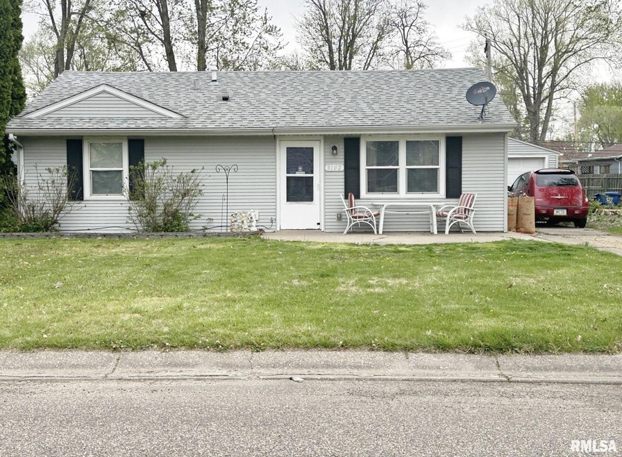 3102 W 68th St, Davenport, IA 52806 - photo 1