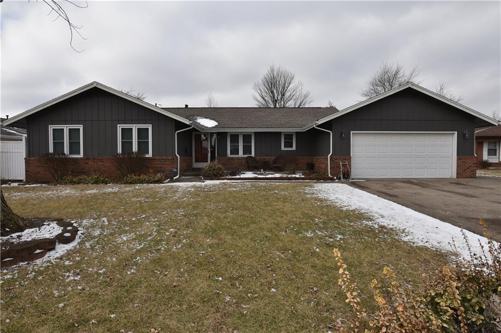 2534 Union St, Columbus, IN 47201 - photo 1